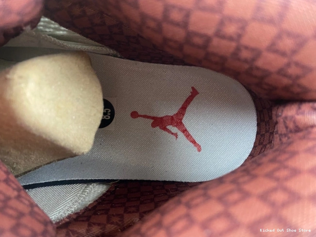 Kick Theory Jordan Air El Grito HF8833-100 5 0802